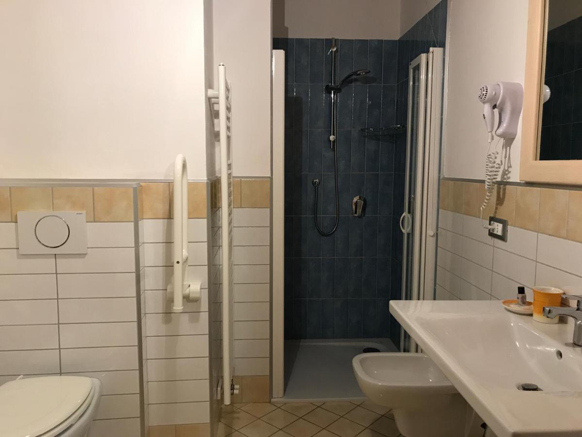 Locanda "Al Terrazzo" Erbezzo Luaran gambar
